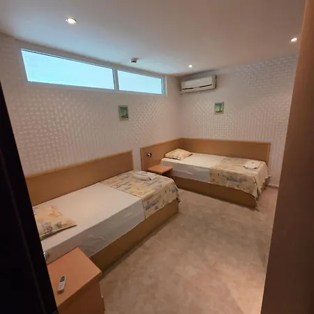Miramar Palace Apartament Słoneczny Brzeg